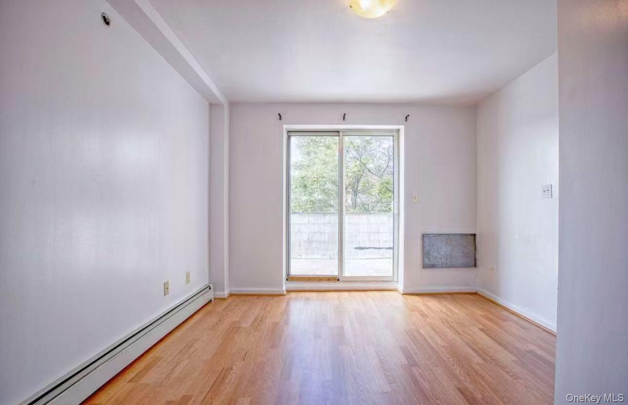 #4 photo, 132-73 Maple Avenue, Flushing , NY 11355