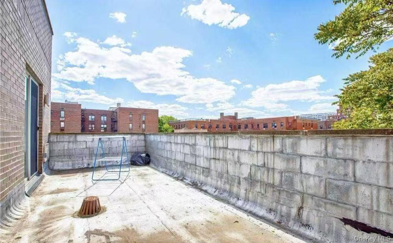 #9 photo, 132-73 Maple Avenue, Flushing , NY 11355