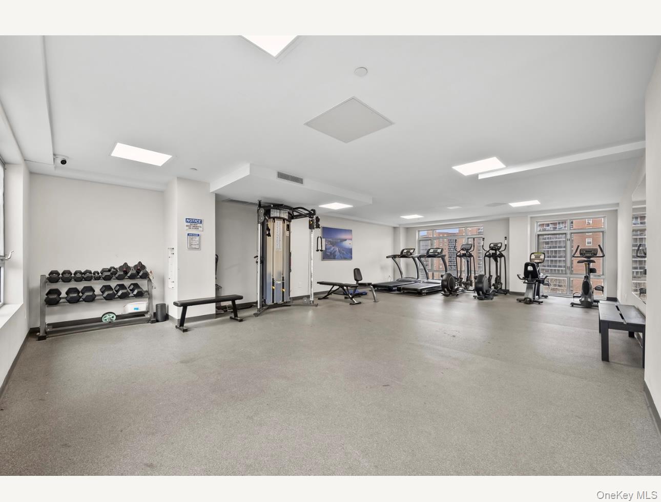 #10 photo, 97-45 63 Drive Unit #6A, 皇后区 雷哥公园 Rego Park , NY 11374