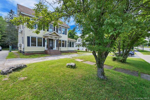 #1 photo, 541 Broadway, Monticello , NY 12701