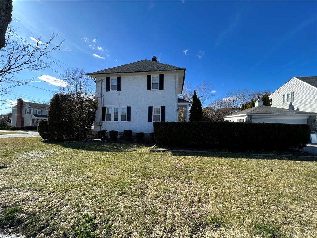 #3 photo, 85 Locust Avenue, Scarsdale , NY 10583
