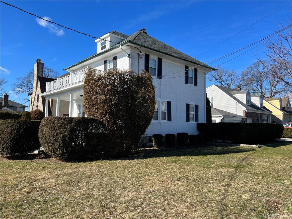 #4 photo, 85 Locust Avenue, Scarsdale , NY 10583