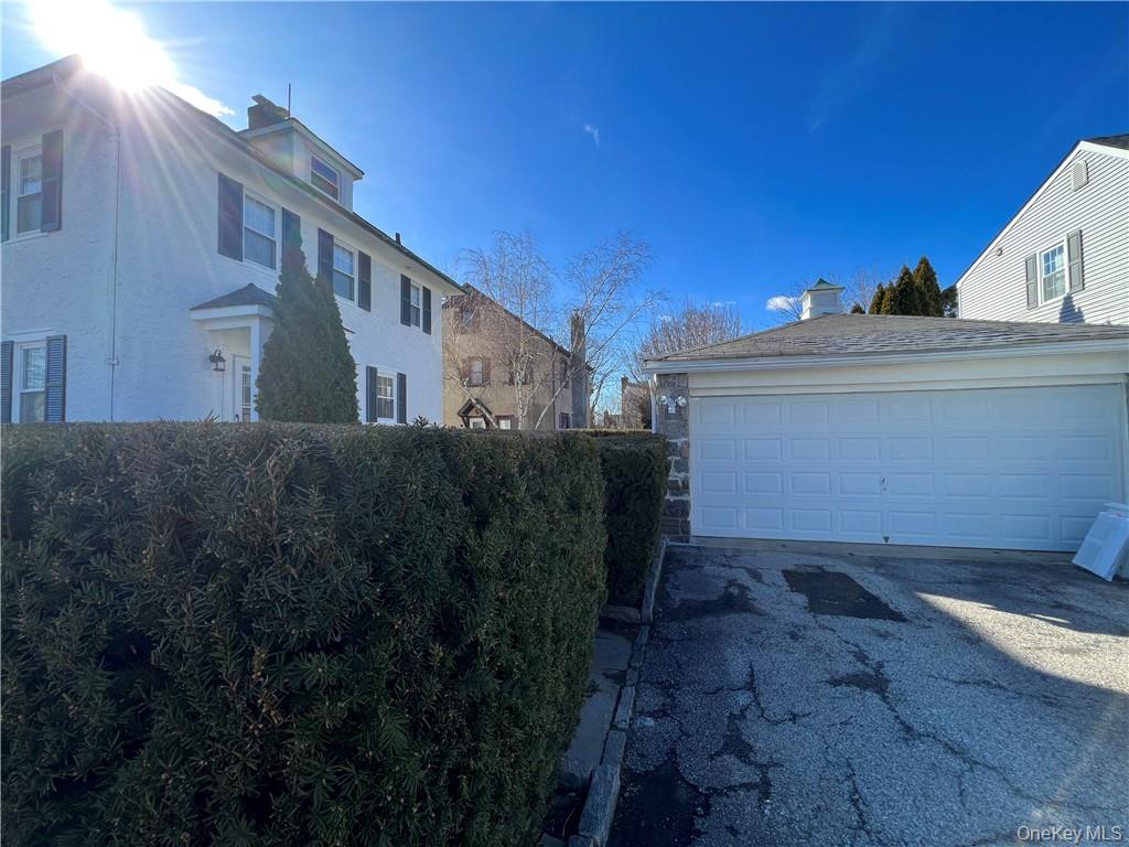#8 photo, 85 Locust Avenue, Scarsdale , NY 10583