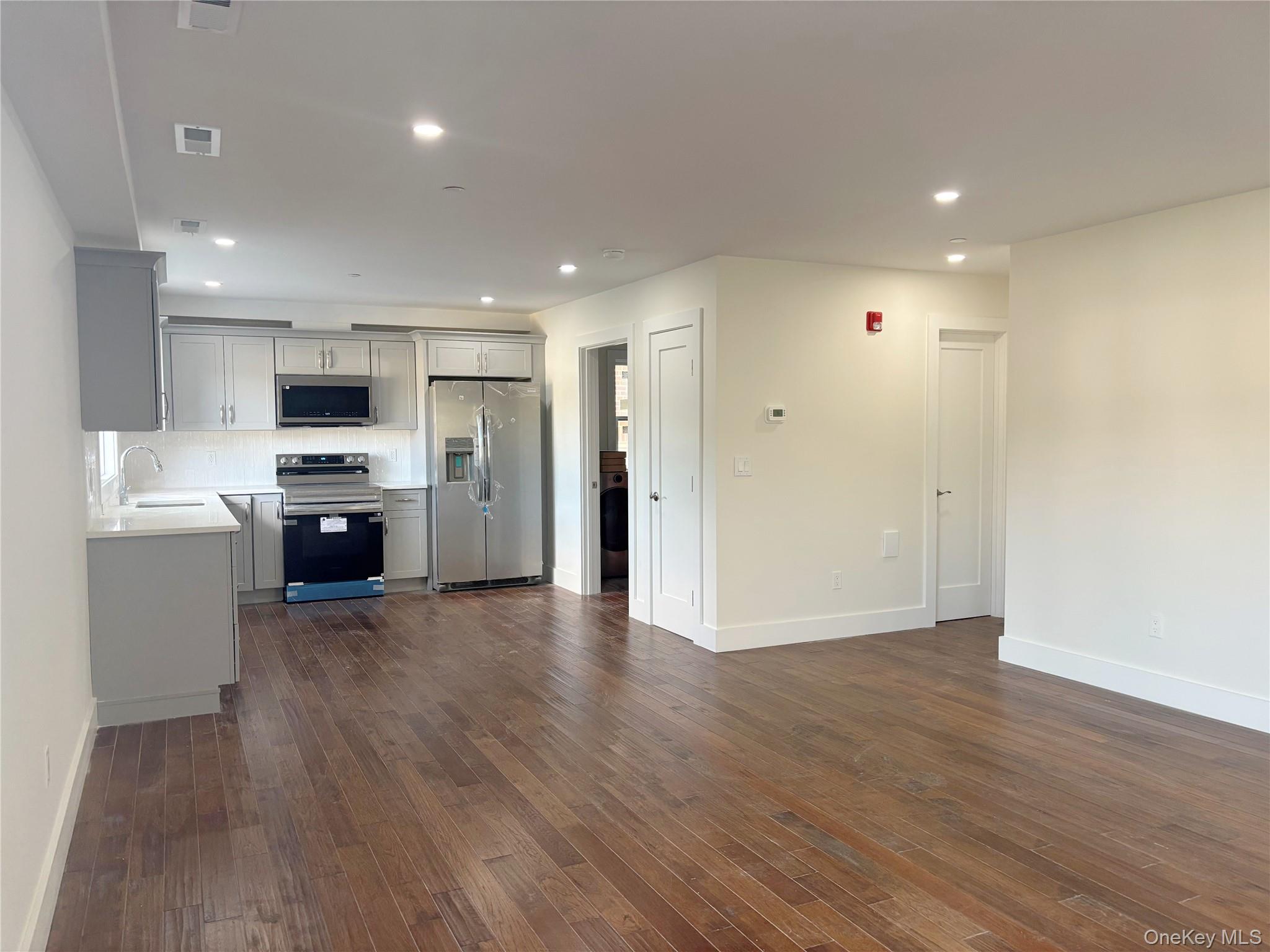 #6 photo, 15 Baylis Court, Tarrytown , NY 10591