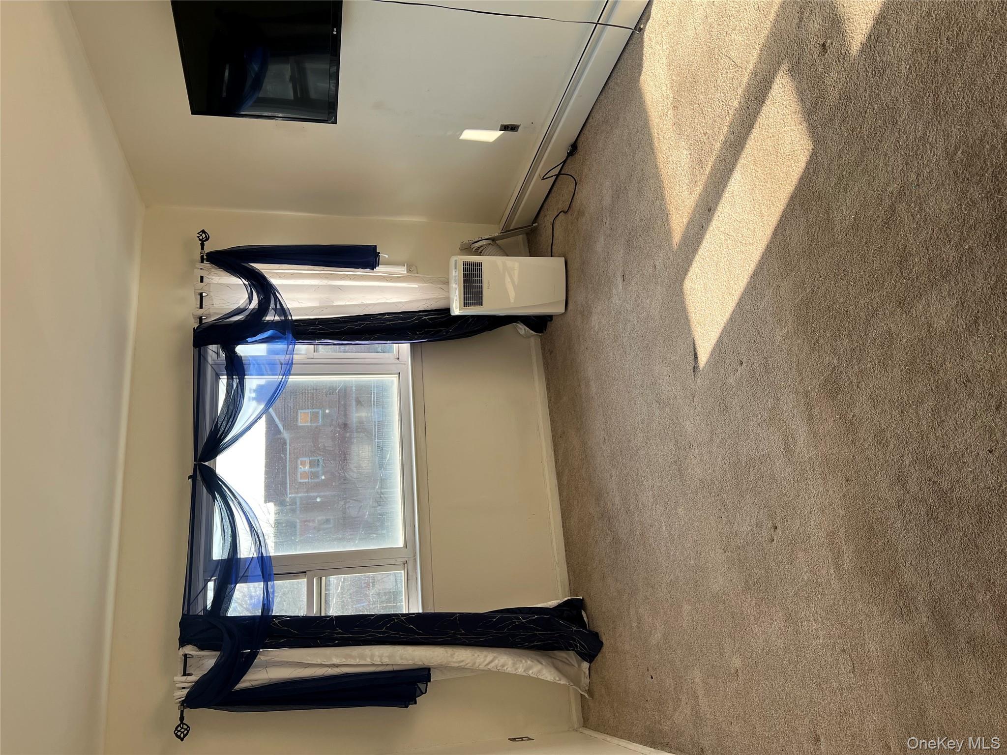 #2 photo, 1461 E 233rd Street, Bronx , NY 10466