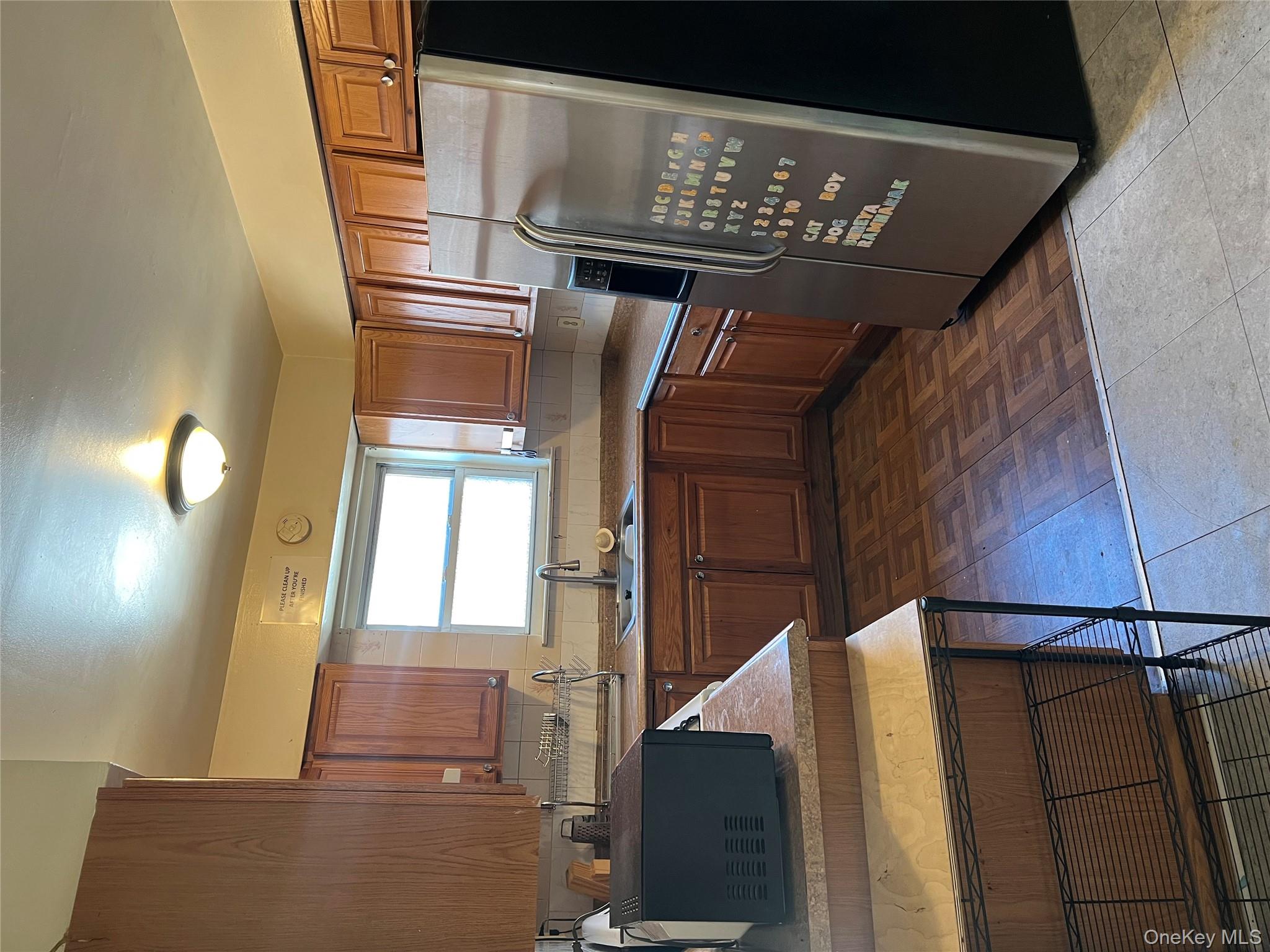 #9 photo, 1461 E 233rd Street, Bronx , NY 10466