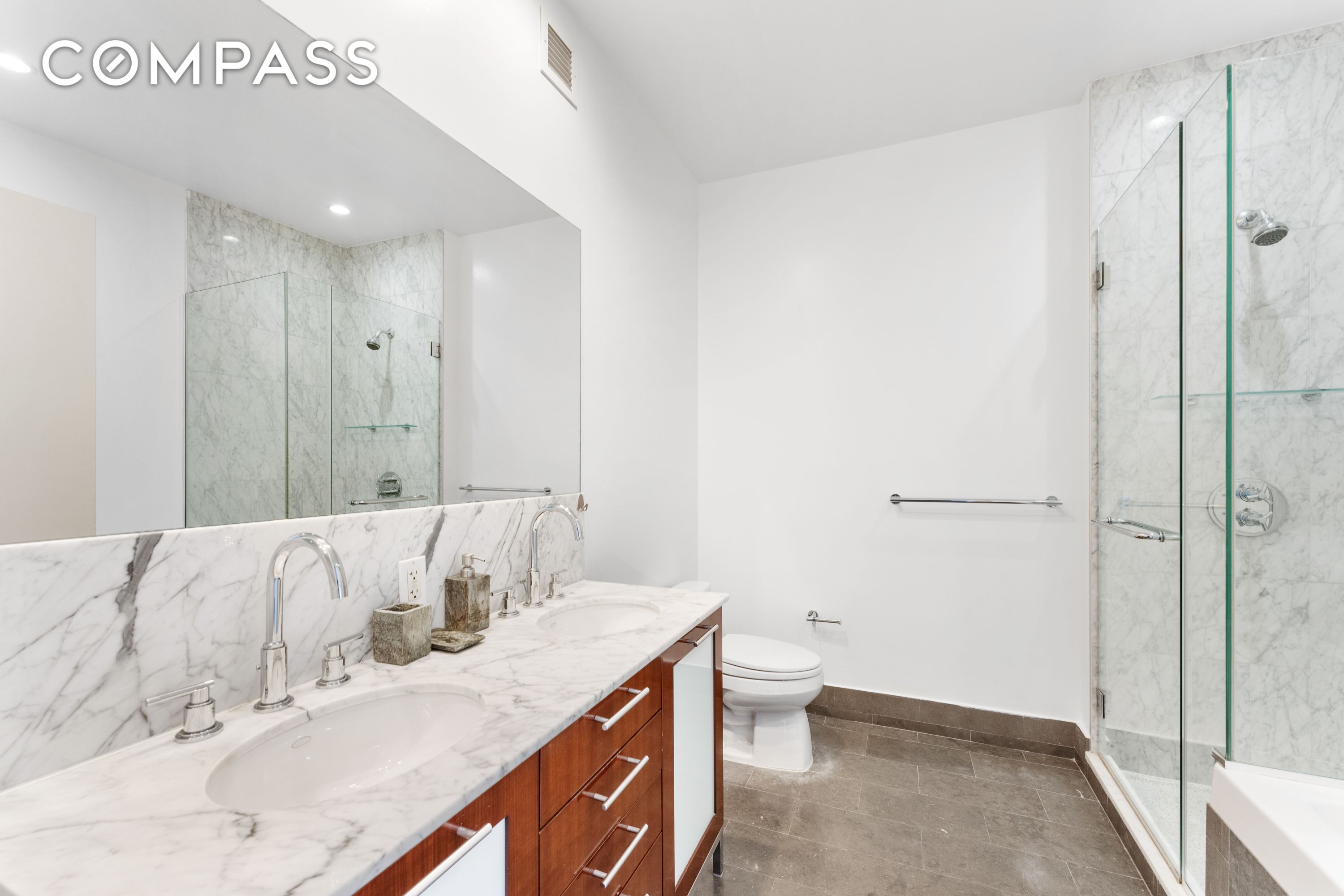 #6 photo, Brooklyn, Dumbo , NY 11201