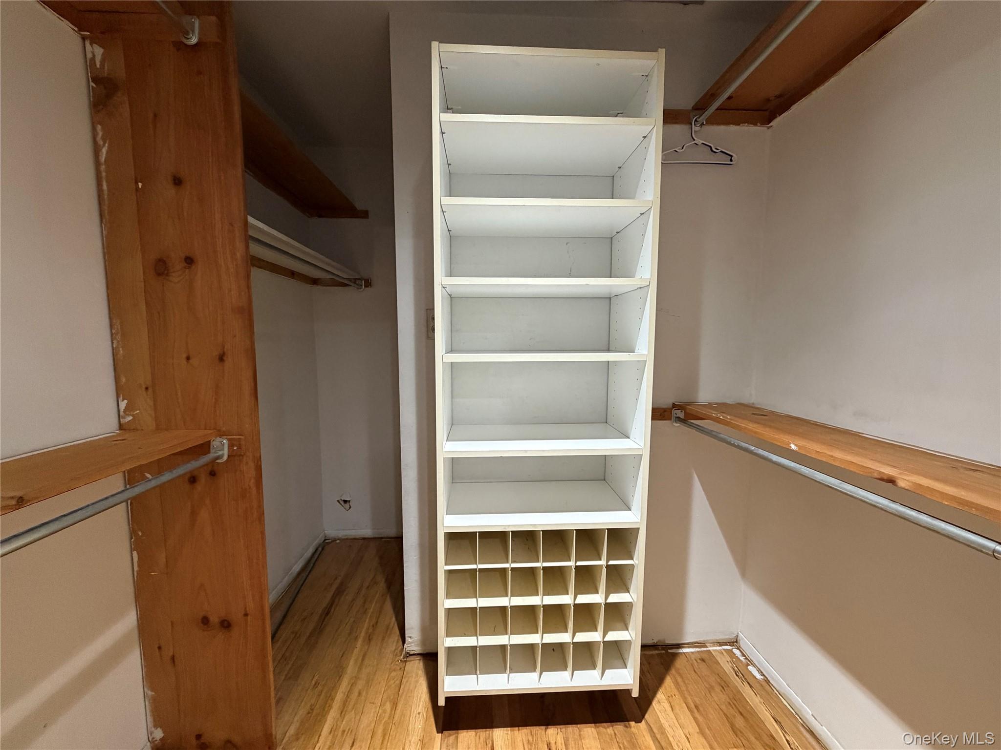 #12 photo, 7 Gloucester Drive, Wyandanch , NY 11798