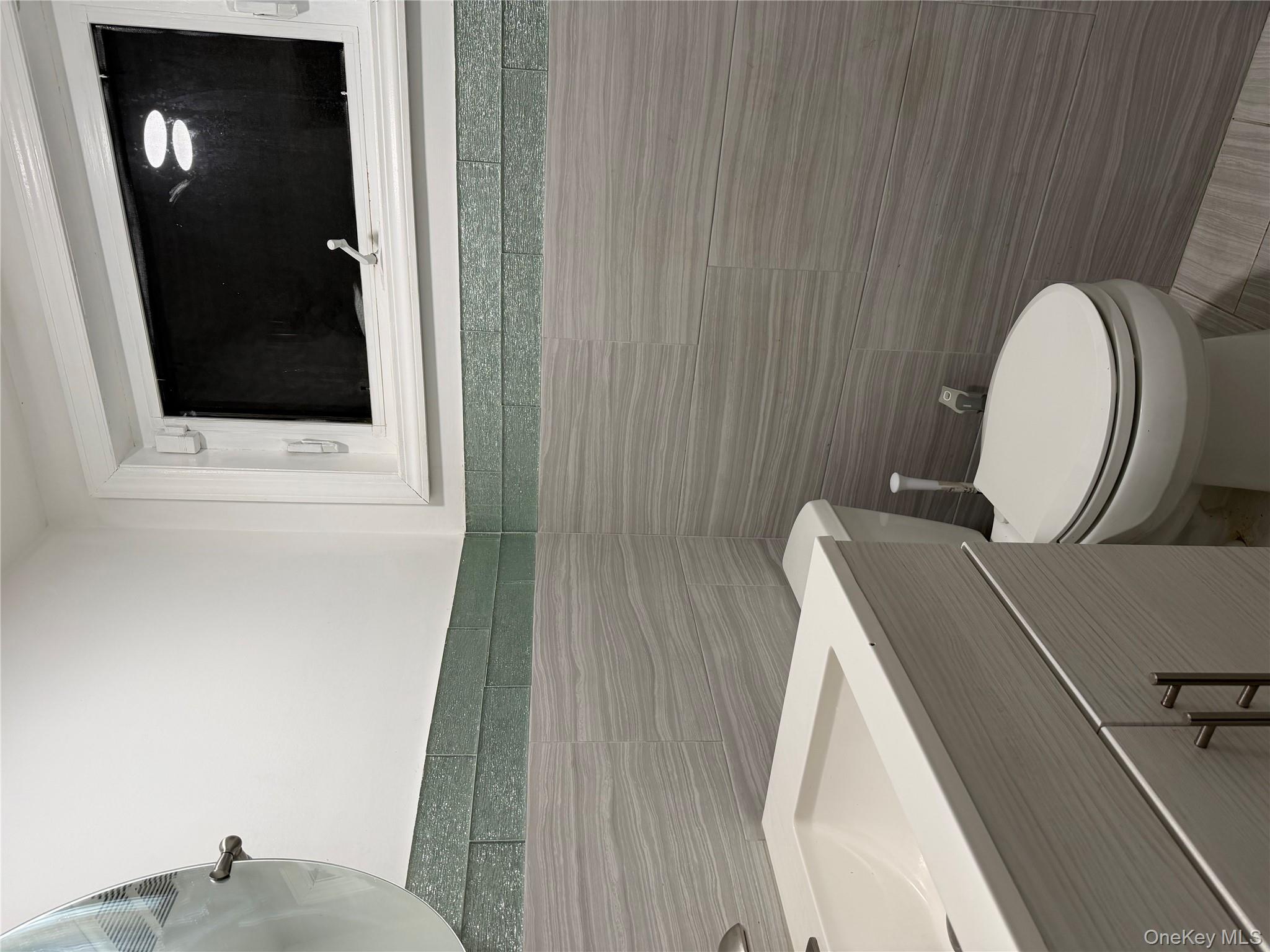 #4 photo, 7 Gloucester Drive, Wyandanch , NY 11798