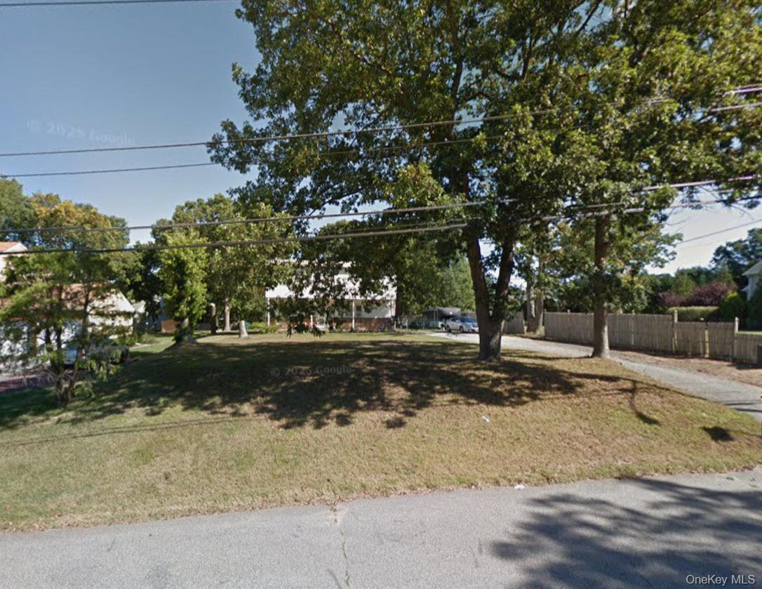 #1 photo, 25 Grossman Street, Melville , NY 11747