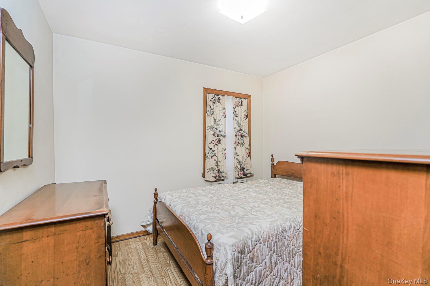 #15 photo, 188 Evergreen Avenue, Staten Island , NY 10305