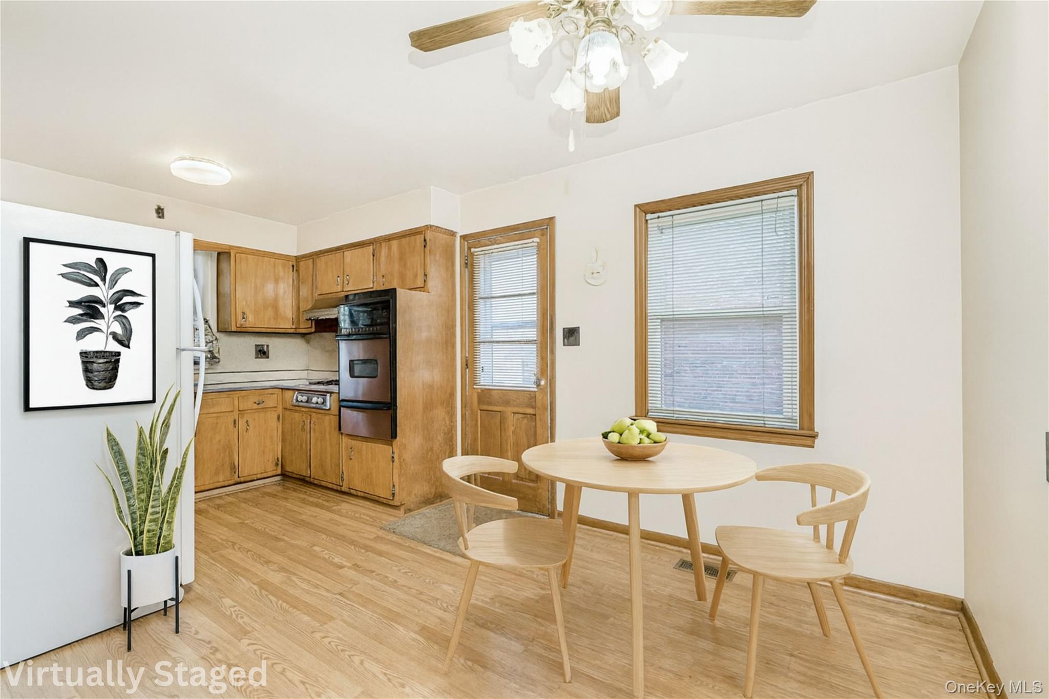 #4 photo, 188 Evergreen Avenue, Staten Island , NY 10305