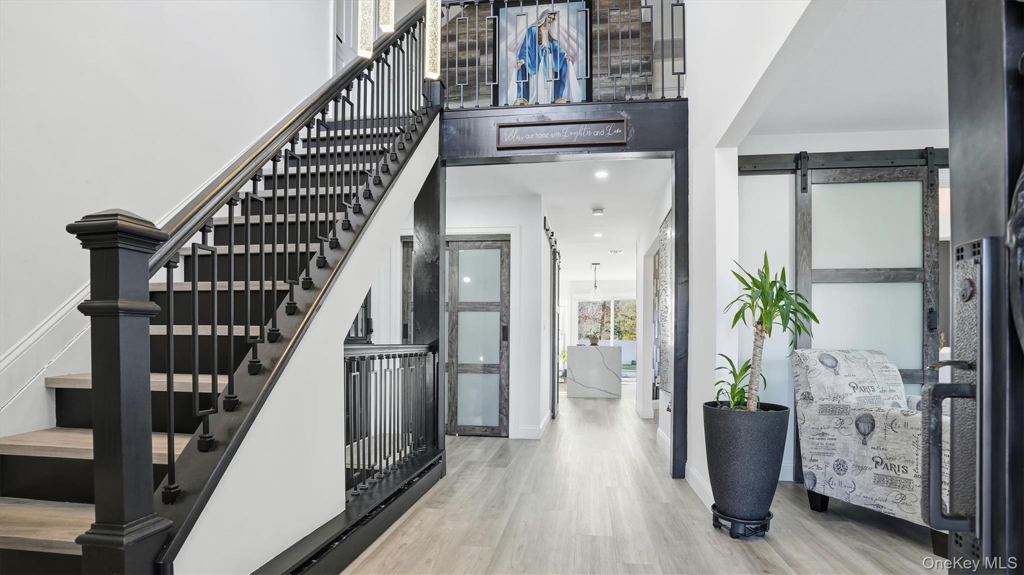 #10 photo, 8 Hamilton Place, Lake Grove , NY 11755