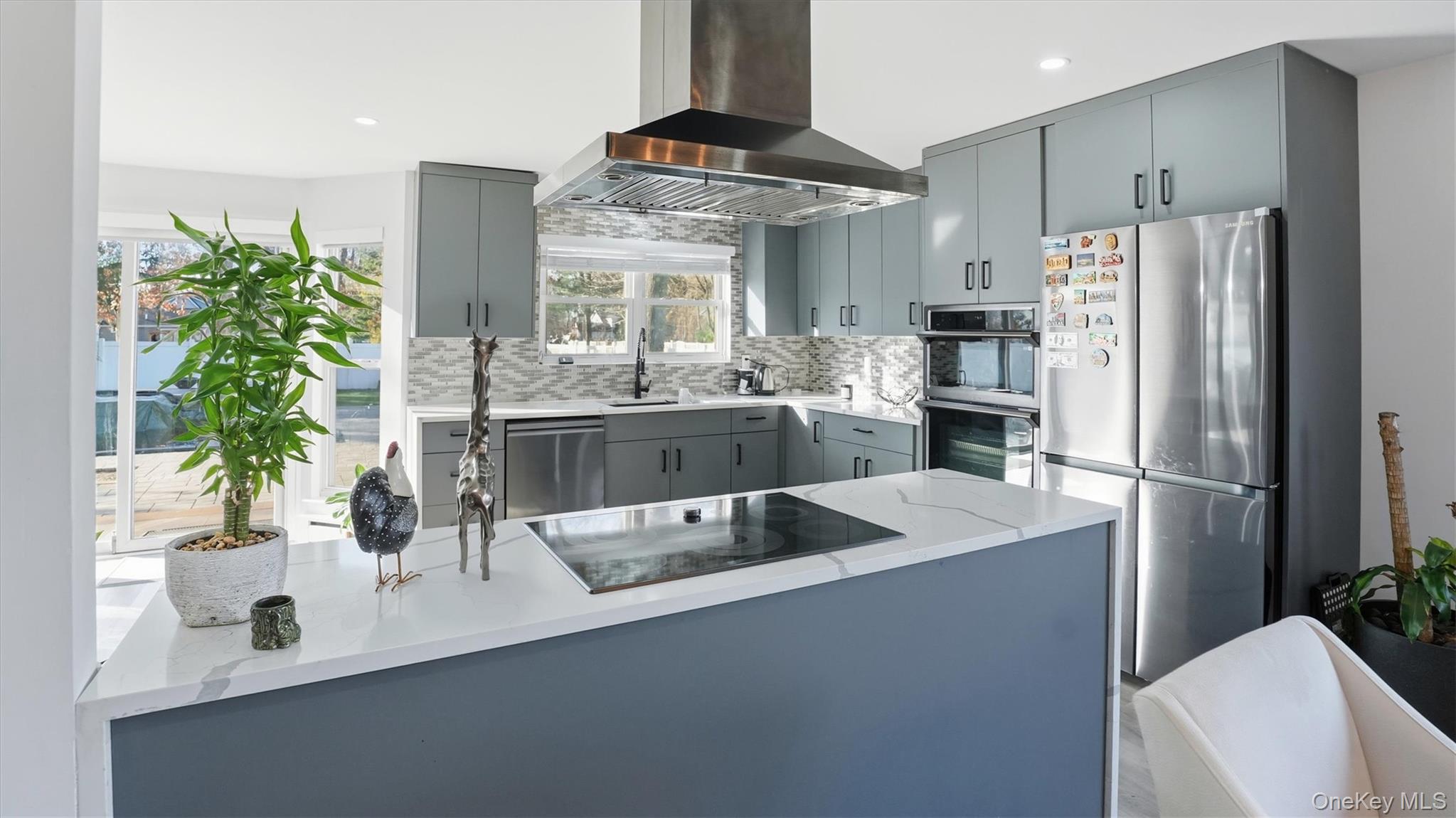 #14 photo, 8 Hamilton Place, Lake Grove , NY 11755