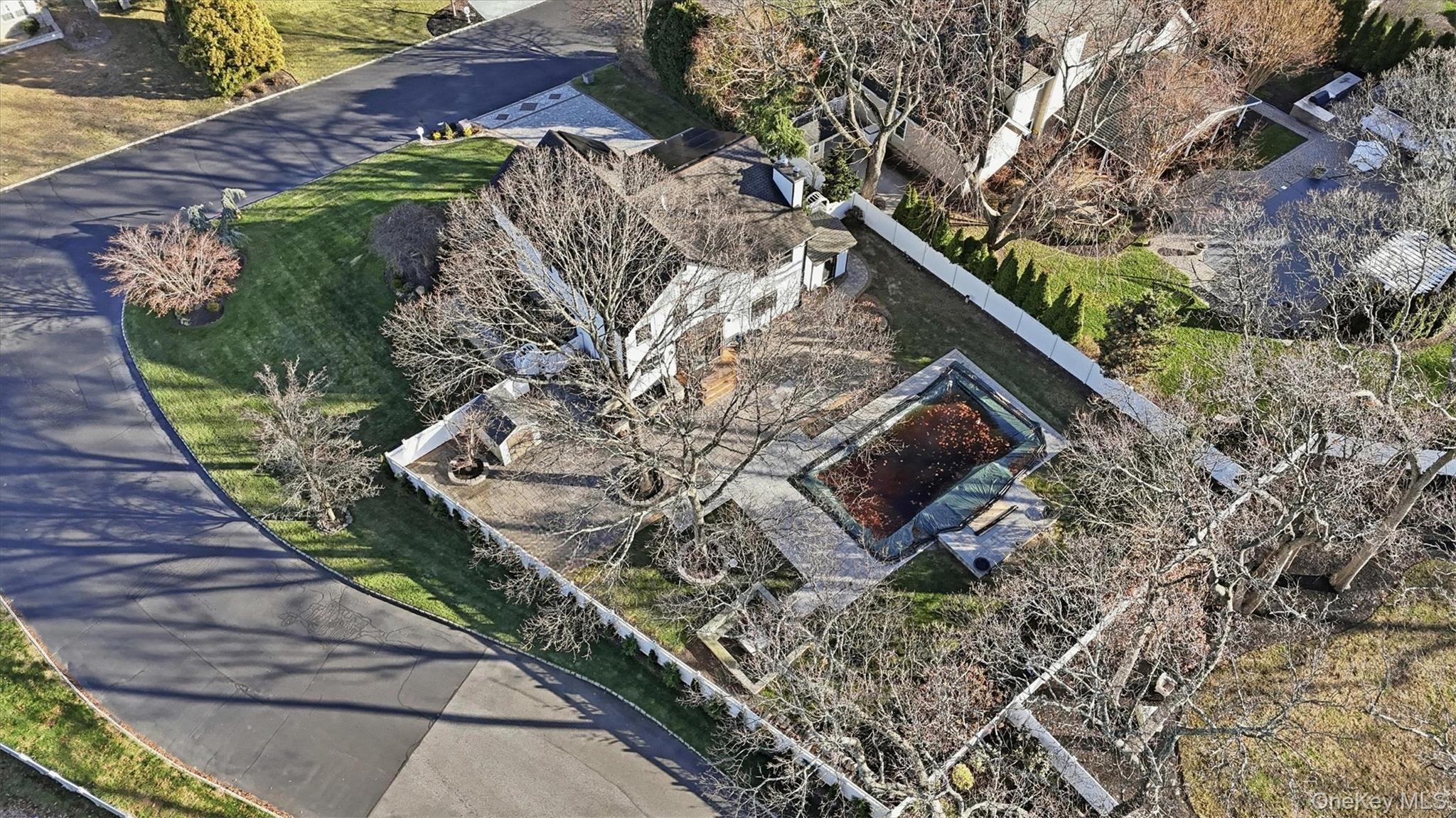 #9 photo, 8 Hamilton Place, Lake Grove , NY 11755