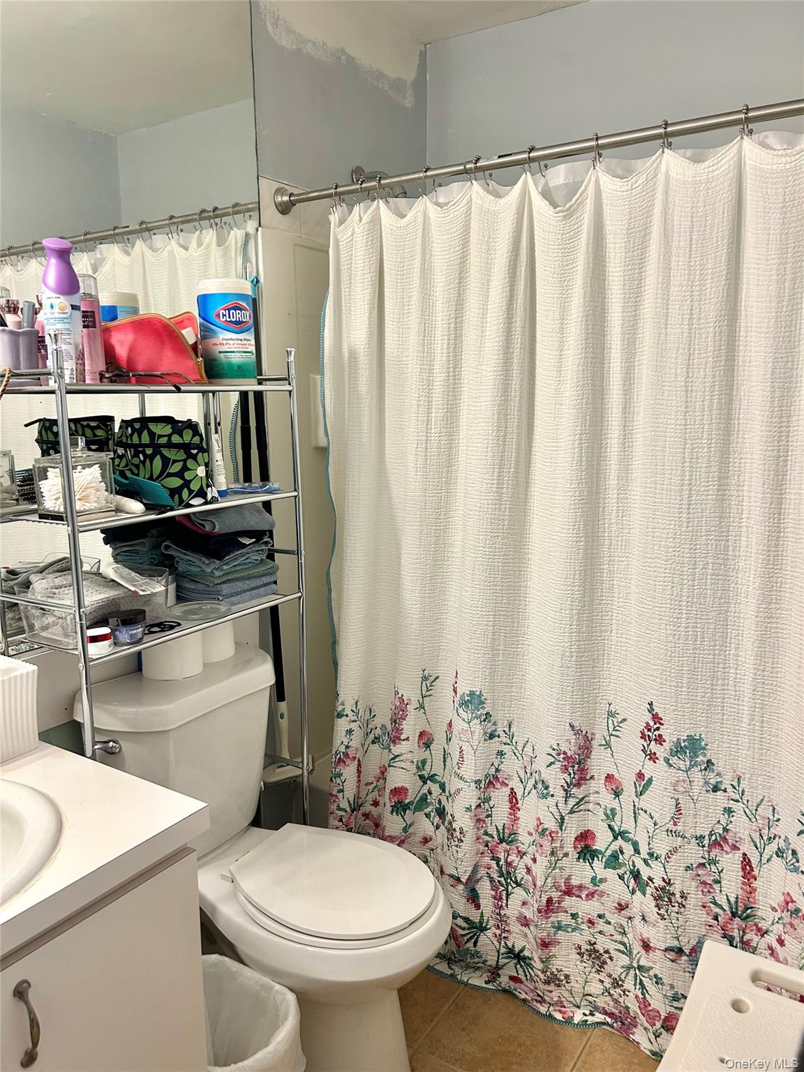 #10 photo, 100 Connetquot Avenue, East Islip , NY 11580