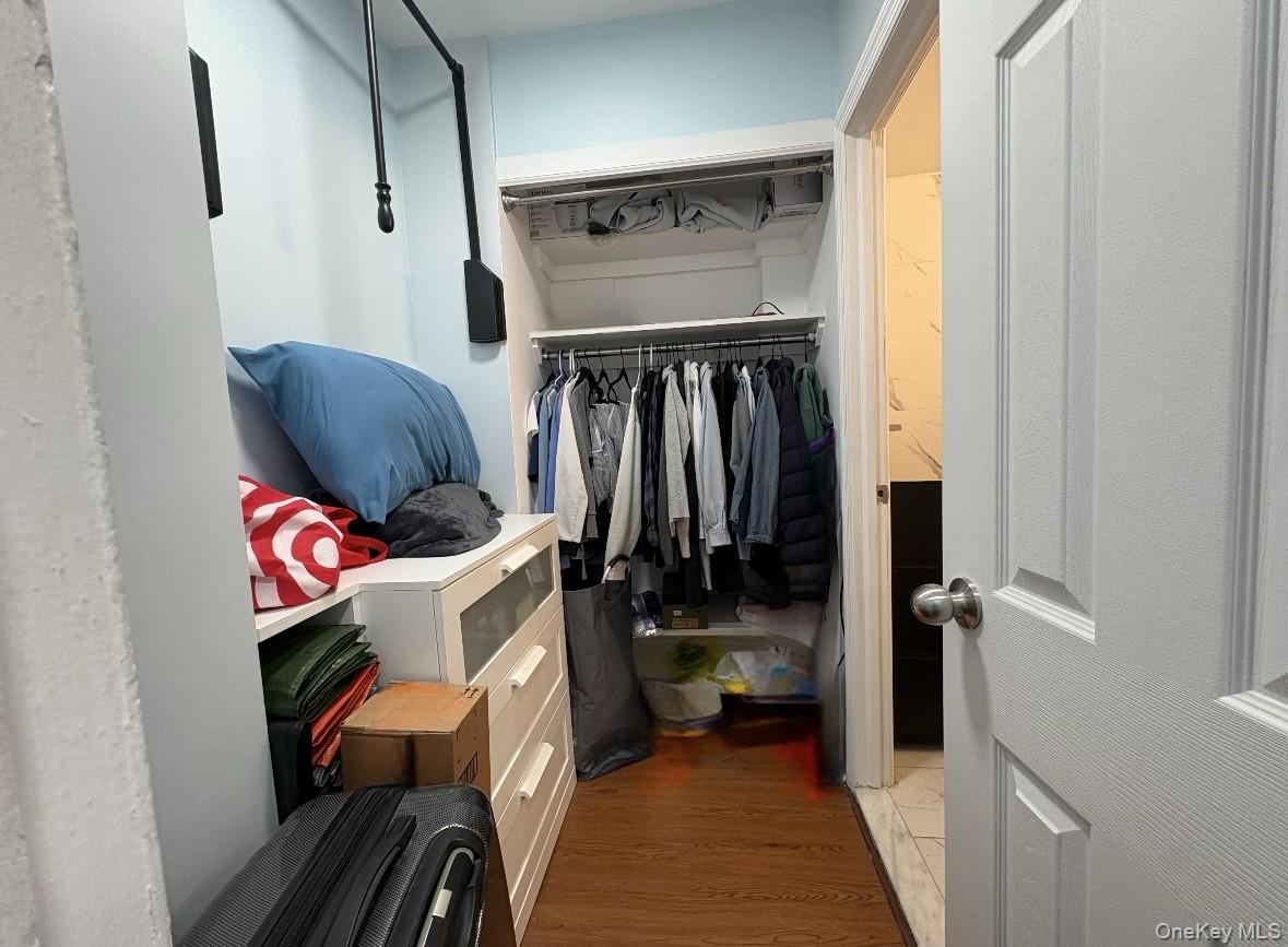 #10 photo, 61-15 97th Street, 뉴욕퀸즈 Rego Park , NY 11374