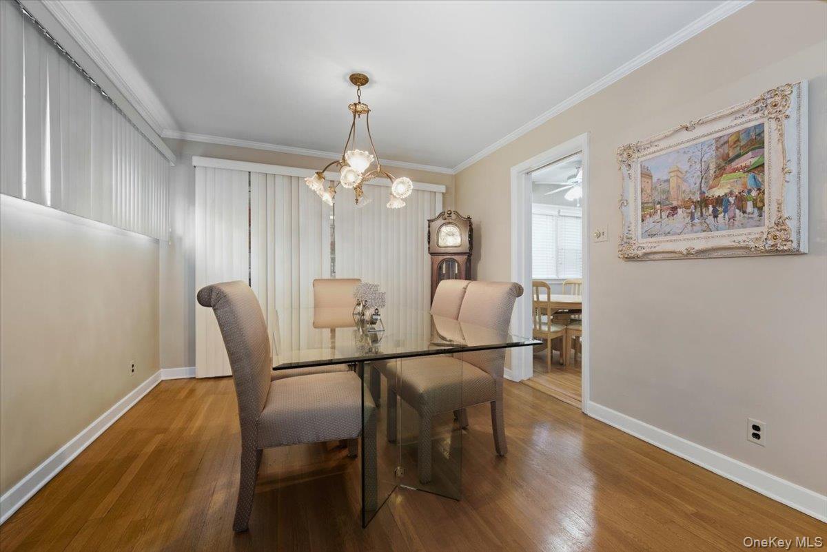 #5 photo, 433 Westminster Road, Rockville Centre , NY 11570