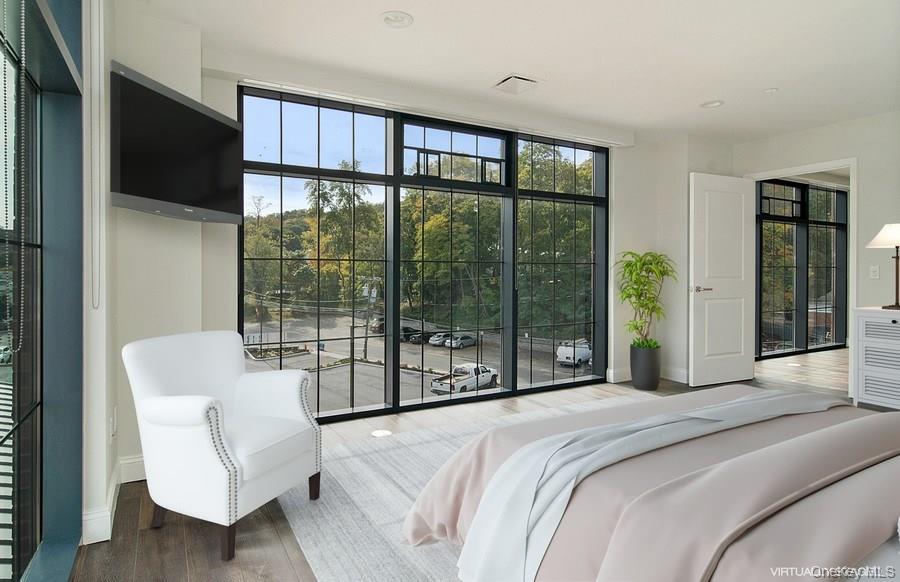 #5 photo, 21 Lumber Road, Roslyn , NY 11576