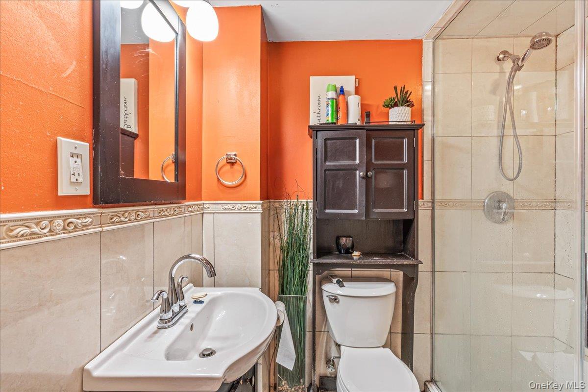 #13 photo, 99-46 163rd Drive, Howard Beach , NY 11414