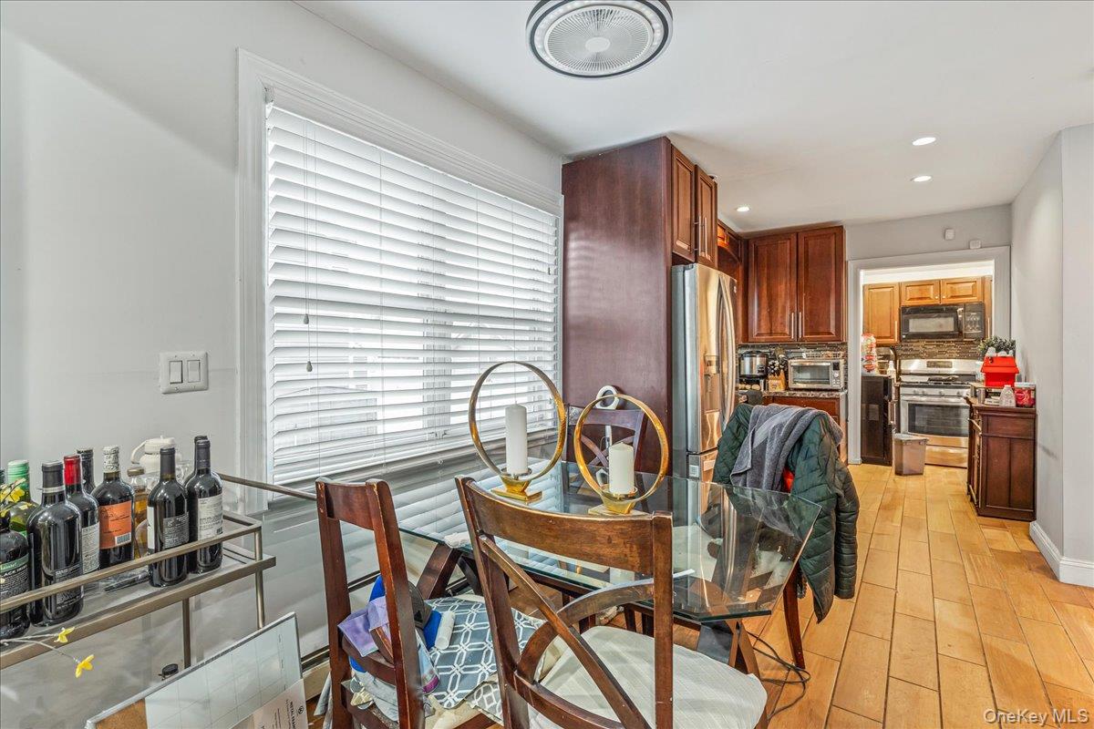 #4 photo, 99-46 163rd Drive, Howard Beach , NY 11414