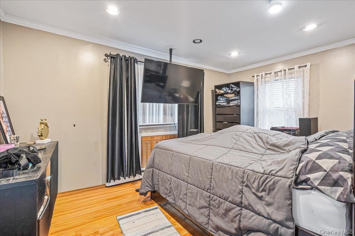 #8 photo, 99-46 163rd Drive, Howard Beach , NY 11414