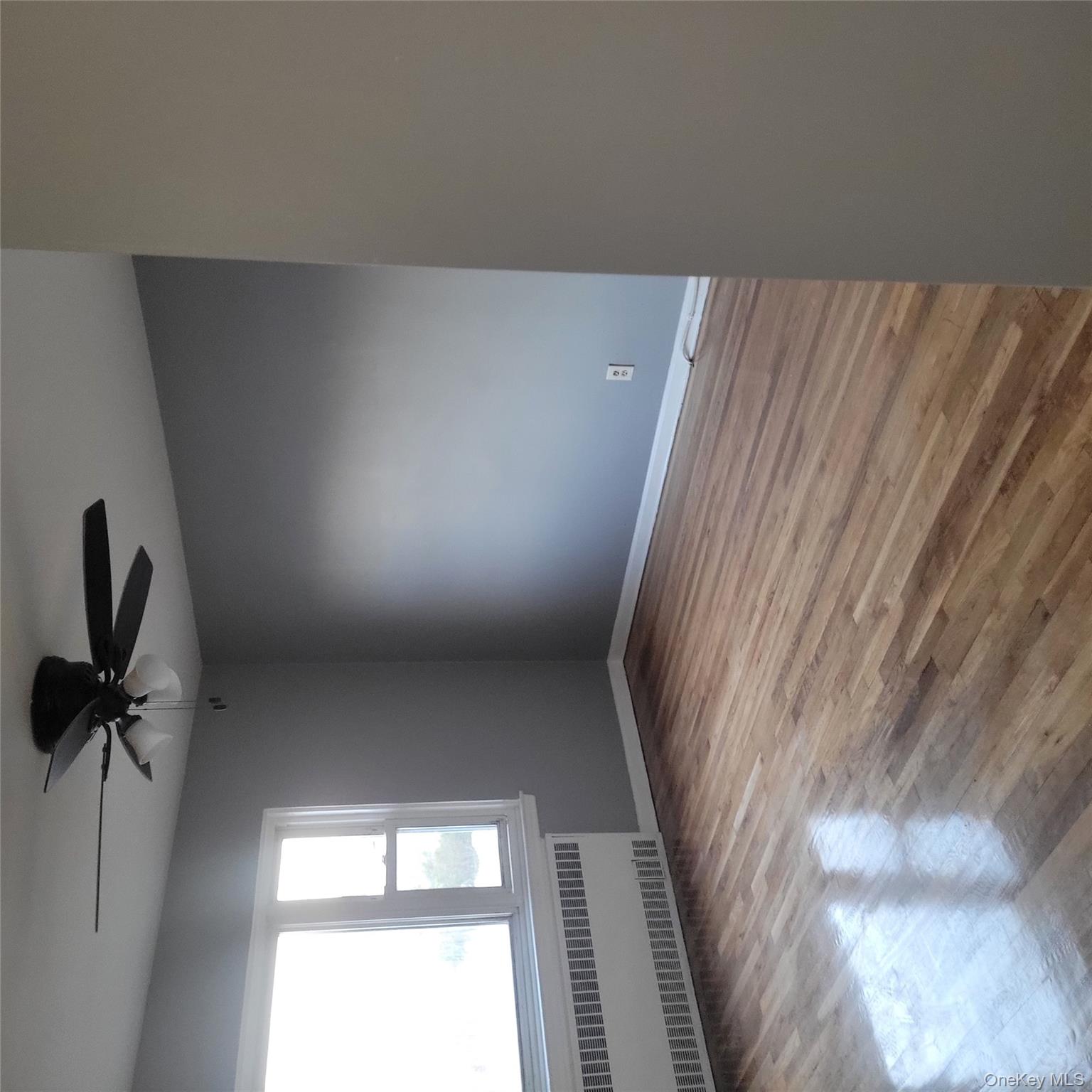 #15 photo, 11924 203rd Street, Saint Albans , NY 11412