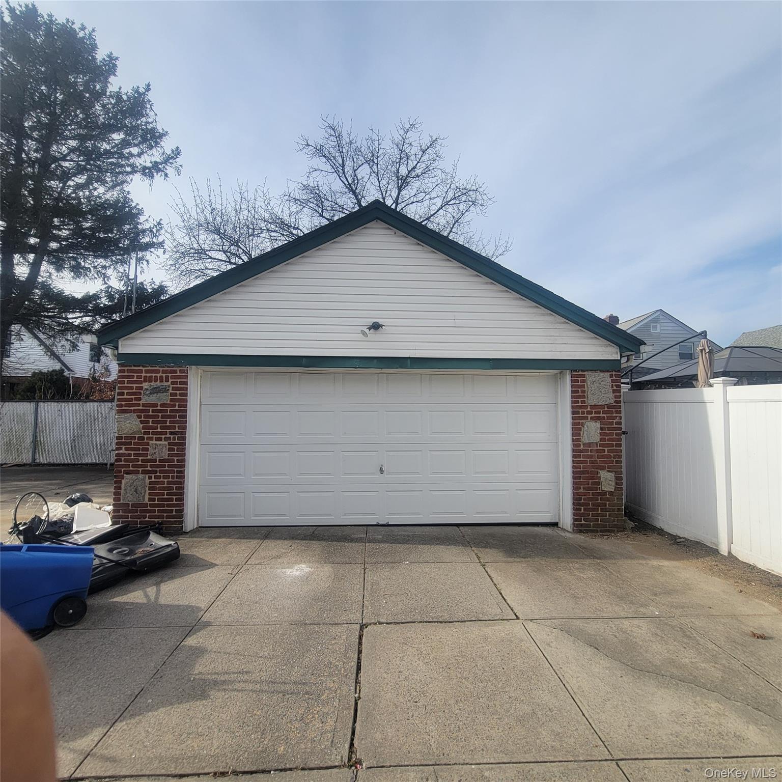 #2 photo, 11924 203rd Street, Saint Albans , NY 11412