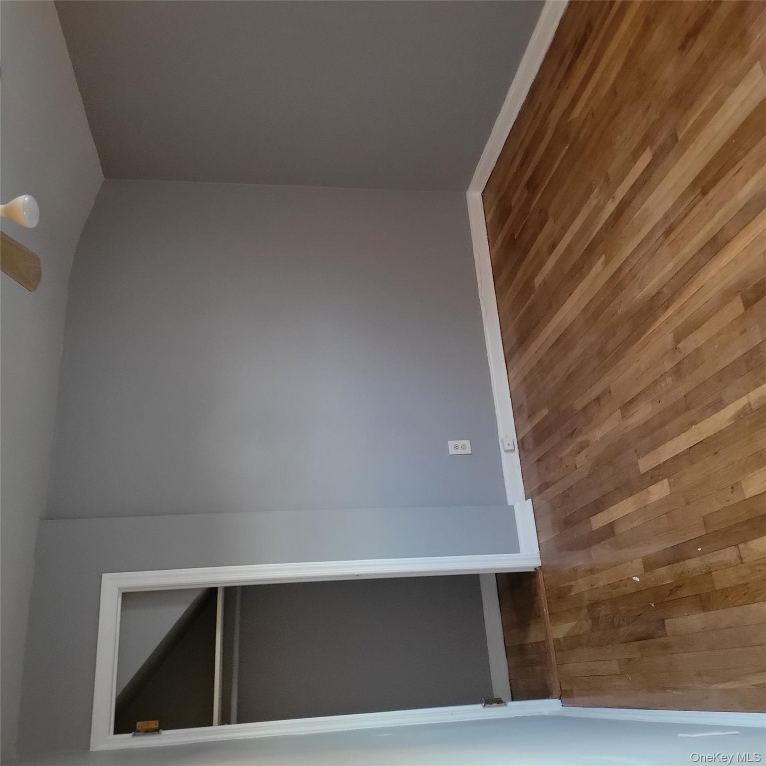 #3 photo, 11924 203rd Street, Saint Albans , NY 11412