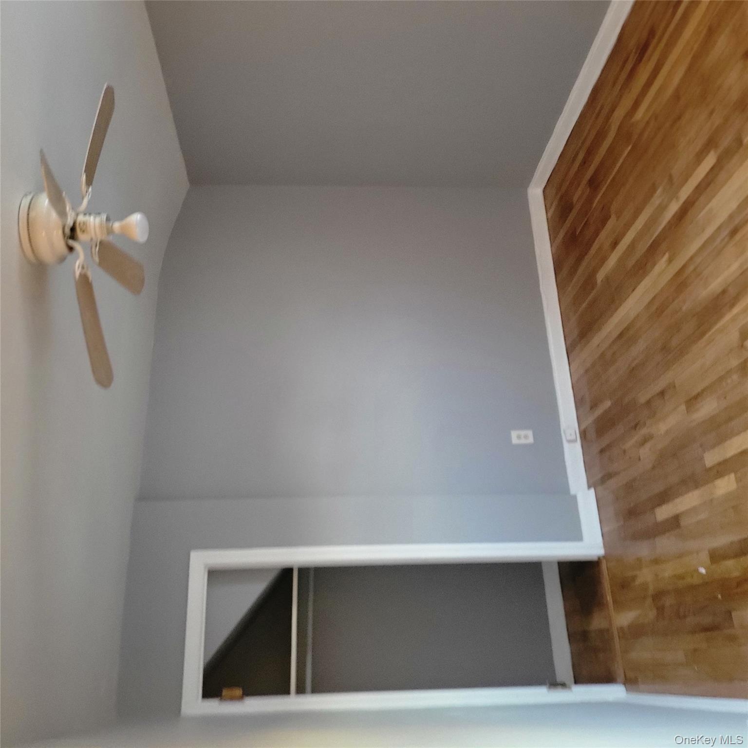 #6 photo, 11924 203rd Street, Saint Albans , NY 11412