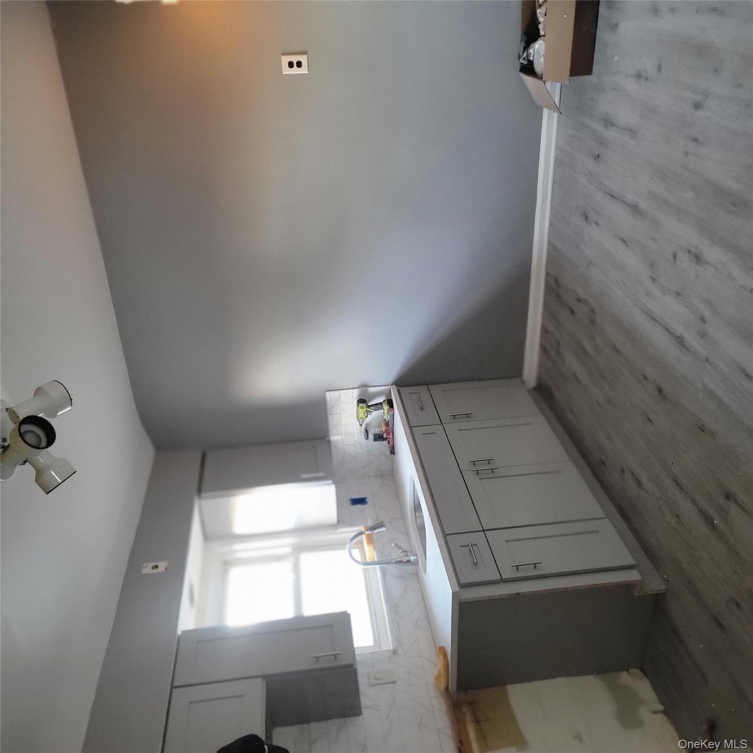 #9 photo, 11924 203rd Street, Saint Albans , NY 11412