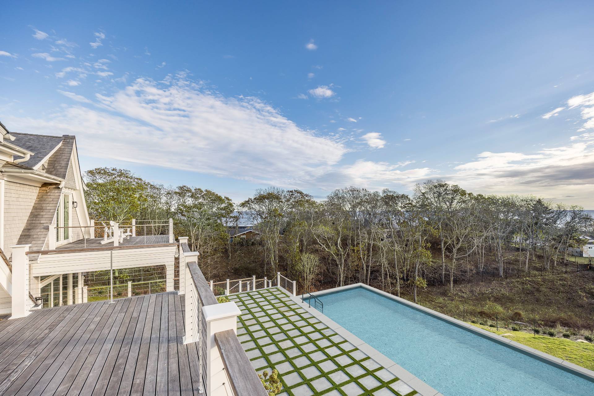 #18 photo, 10 Holly Street, Montauk , NY 11954