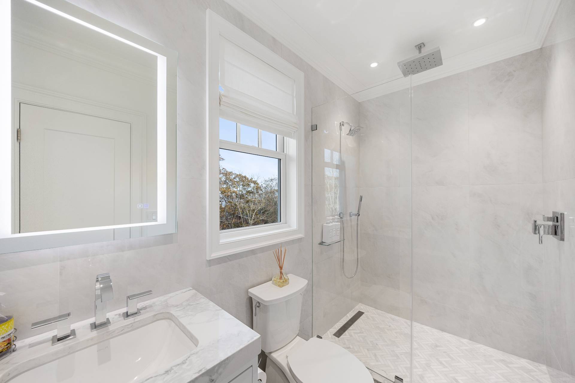 #21 photo, 10 Holly Street, Montauk , NY 11954