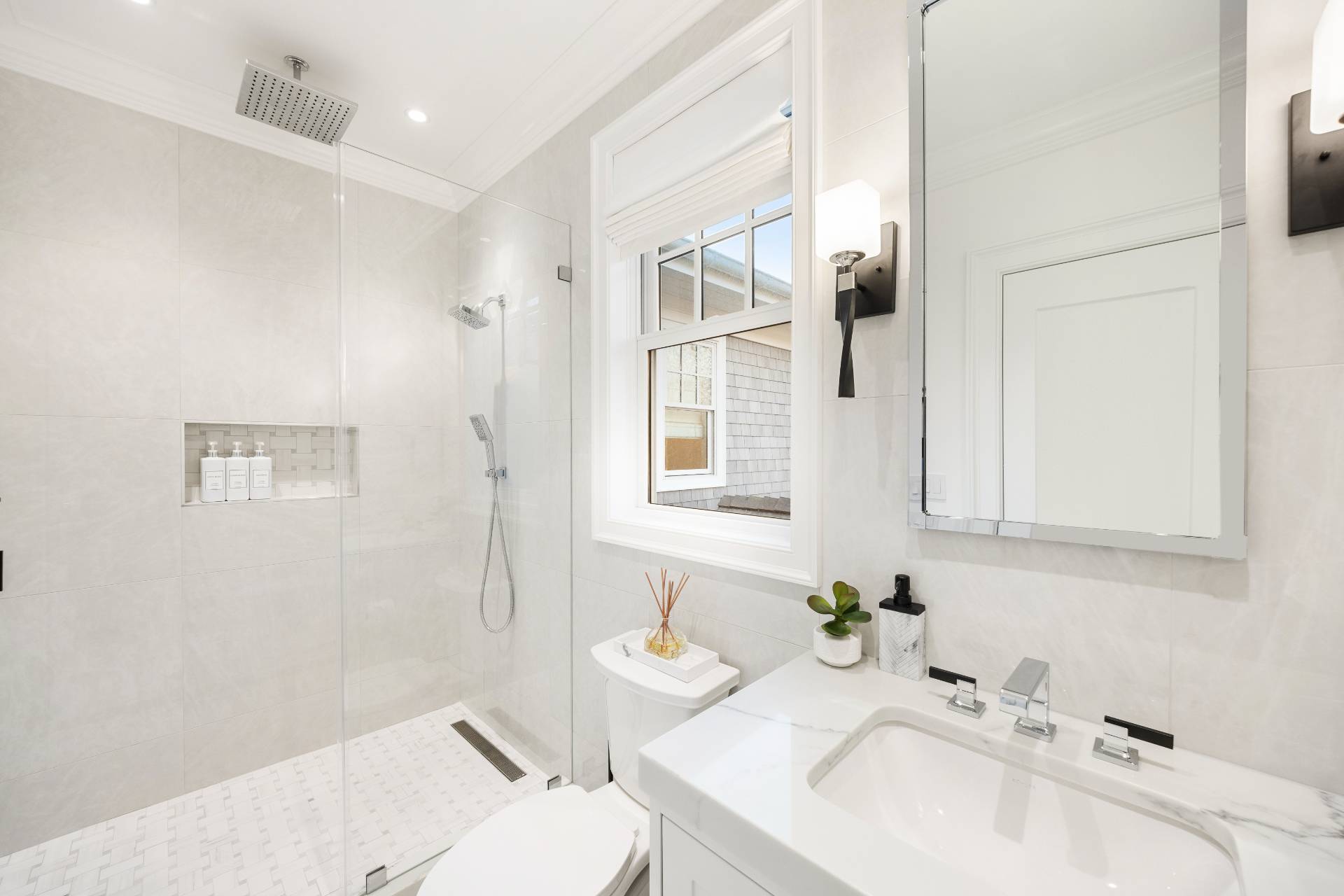 #23 photo, 10 Holly Street, Montauk , NY 11954