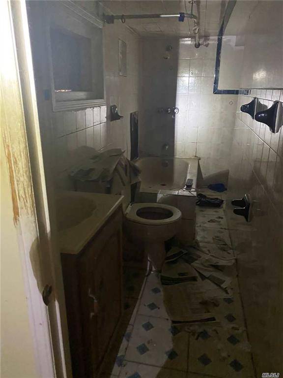 #20 photo, 110-03 Guy Brewer Blvd, #40, Jamaica , NY 11433