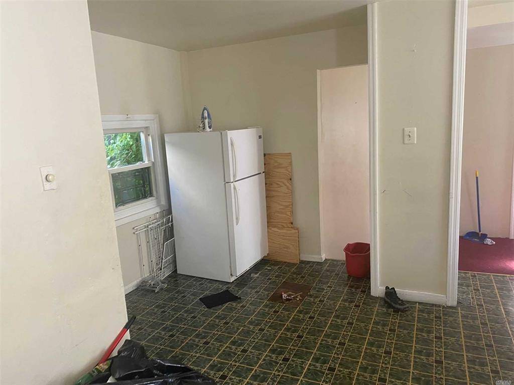 #5 photo, 110-03 Guy Brewer Blvd, #40, Jamaica , NY 11433