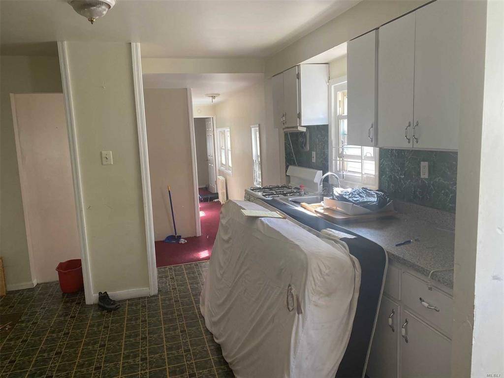 #6 photo, 110-03 Guy Brewer Blvd, #40, Jamaica , NY 11433