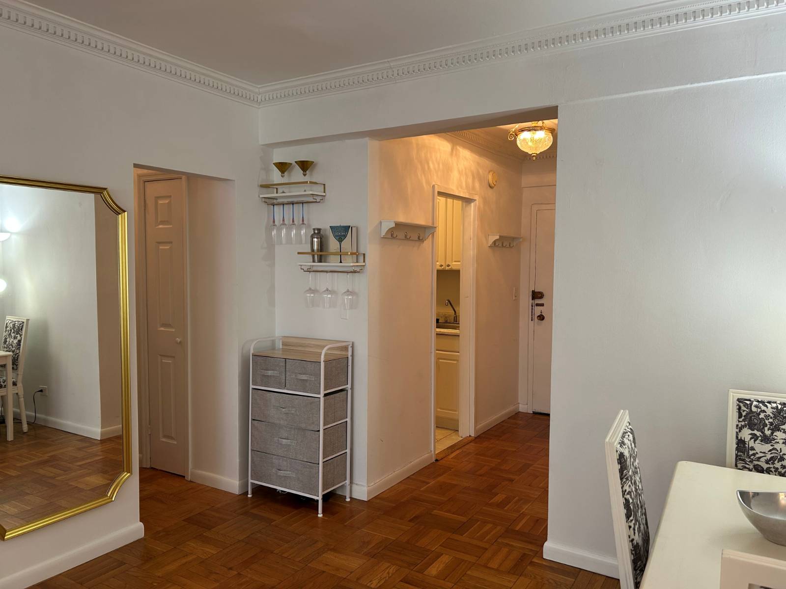 #9 photo, 100 West 57th Street, #19K, Midtown West , NY 10019