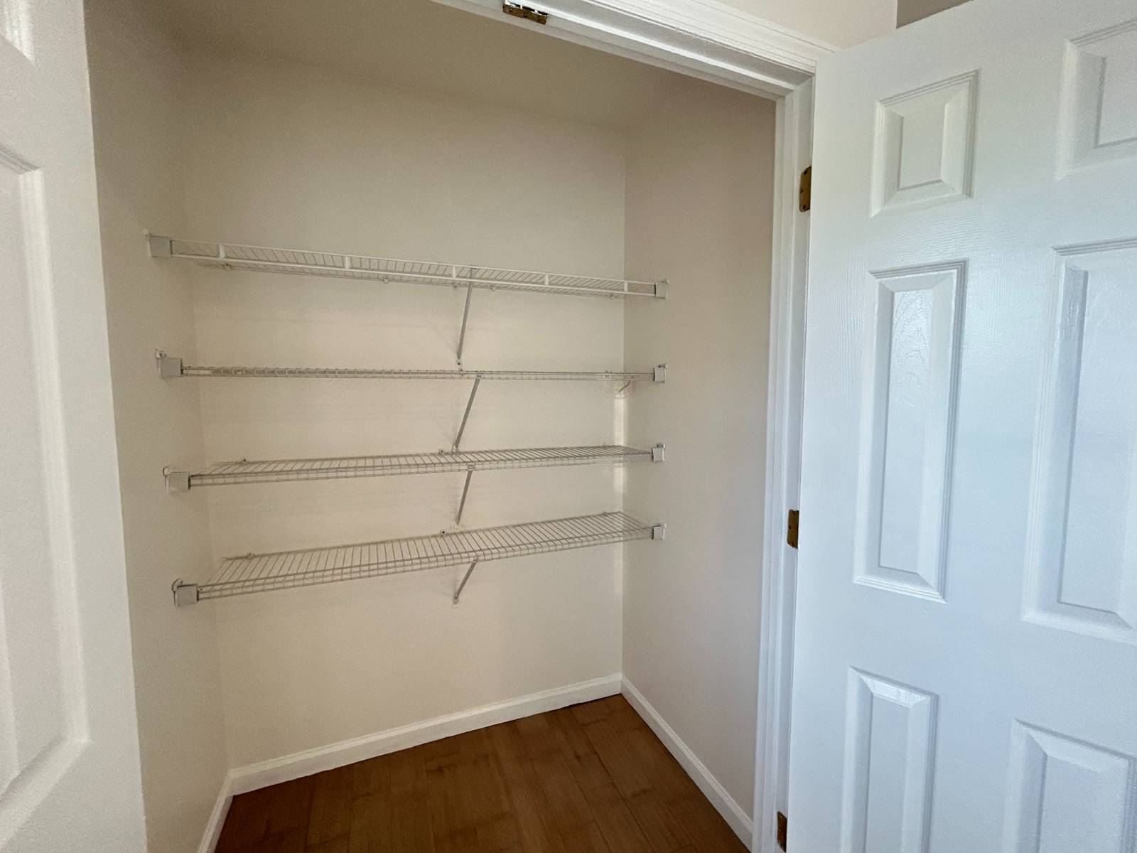 #7 photo, 1943 Adee Ave, #3, East Bronx , NY 10469