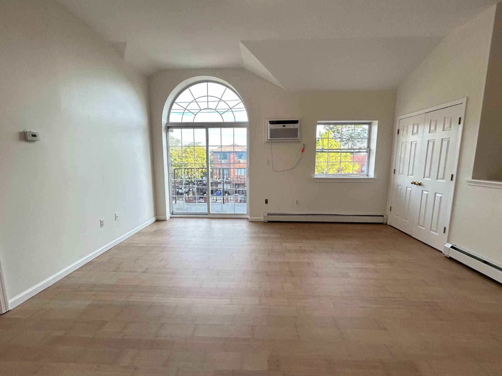 #9 photo, 1943 Adee Ave, #3, East Bronx , NY 10469