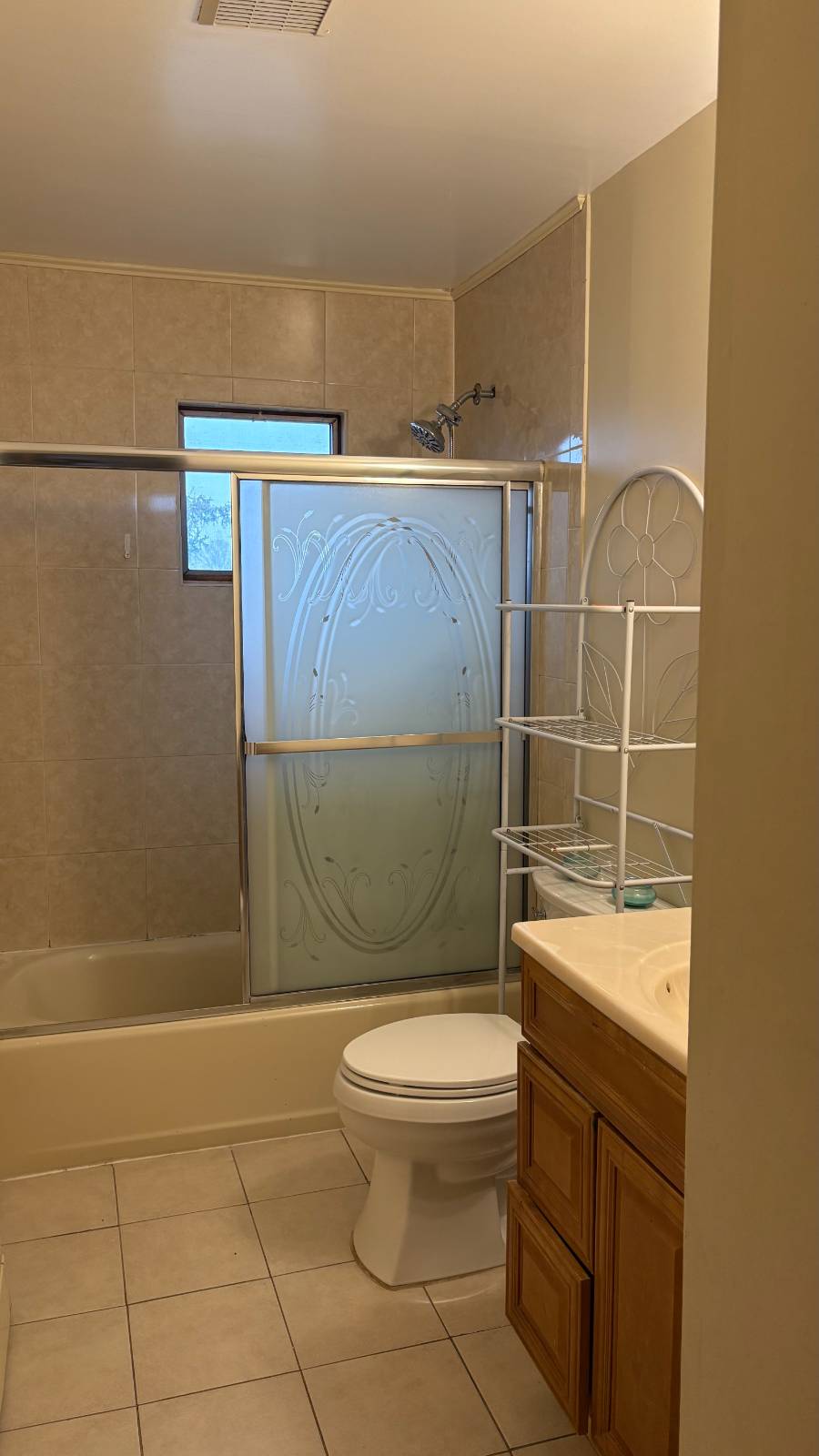 #6 photo, 182 Jerusalem Ave, Levittown , NY 11756