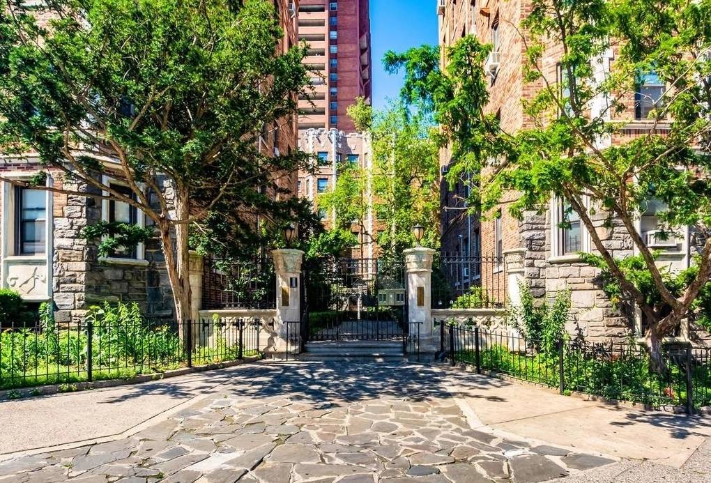 #2 photo, 3400 Wayne Ave, #C63, 브롱크스 Norwood , NY 10467