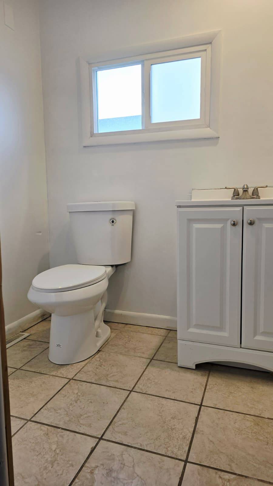 #5 photo, 725 DICKSON ST, Endicott , NY 13760