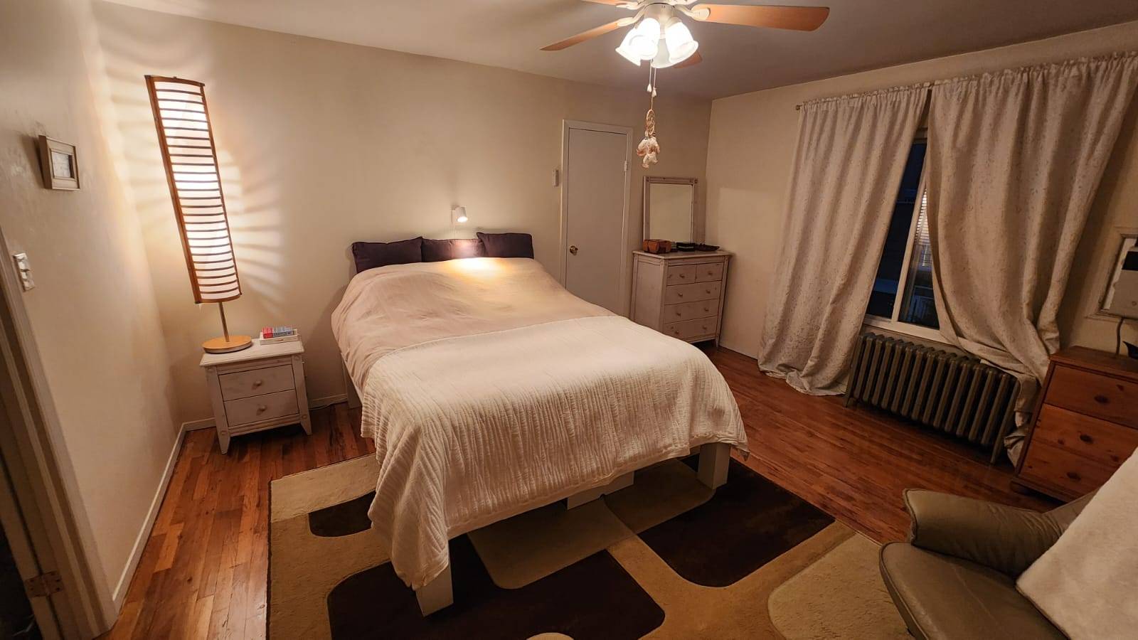 #21 photo, East 12th Street & Ave R, Gravesend , NY 11223