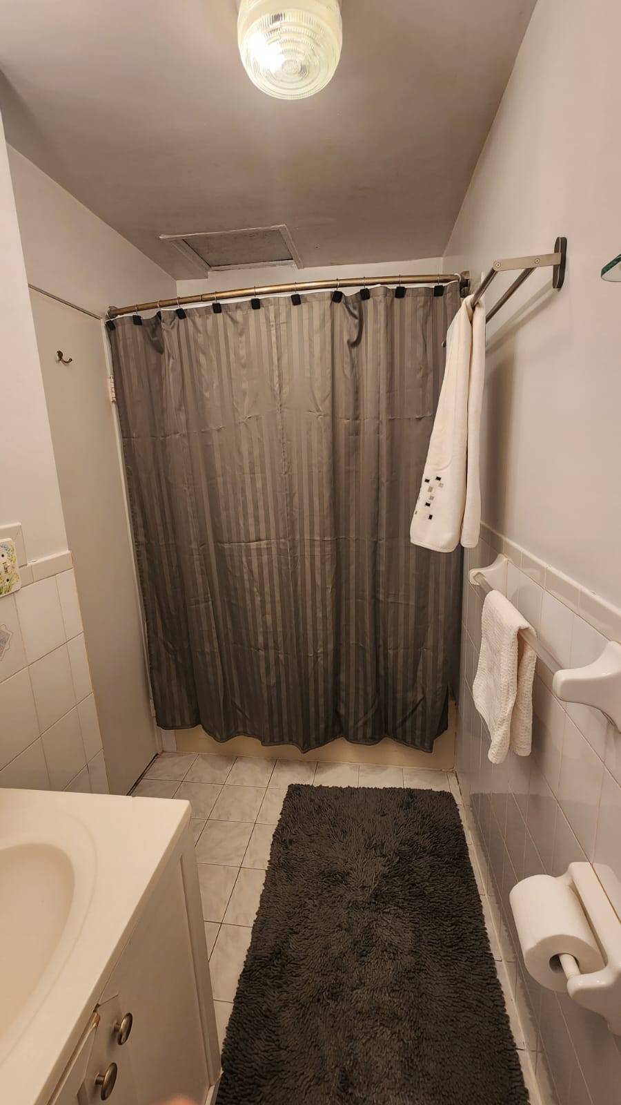 #26 photo, East 12th Street & Ave R, Gravesend , NY 11223