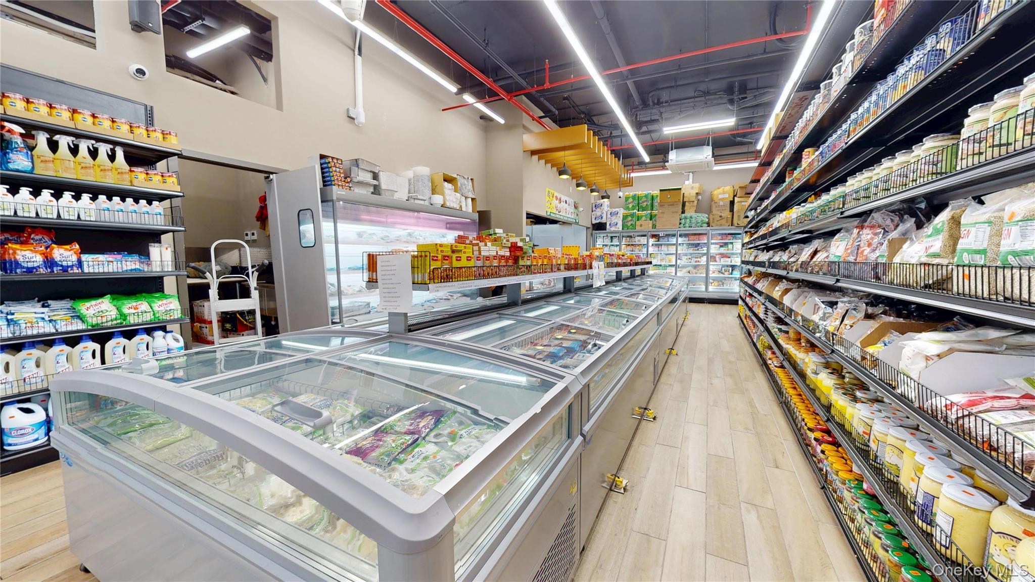 #4 photo, 437 Euclid Ave, Brooklyn , NY 11208