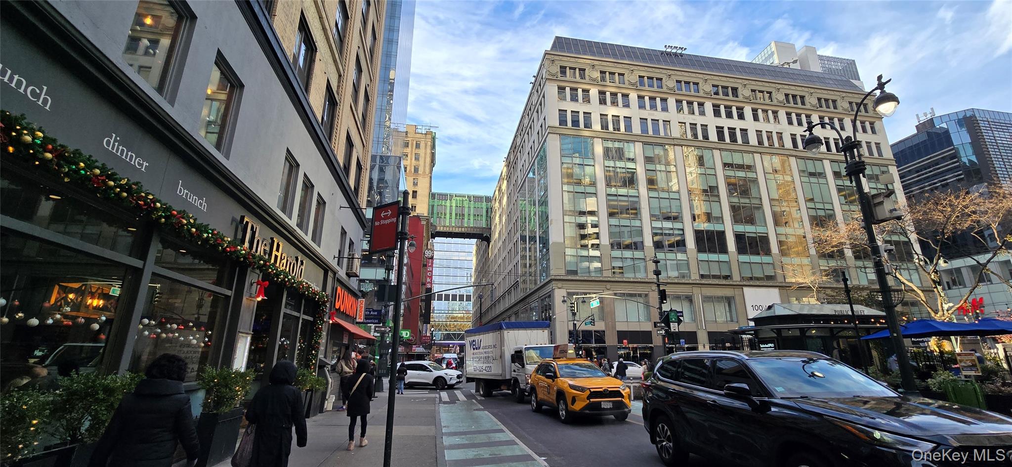 #8 photo, 30 W 32 Street, New York (Manhattan) , NY 10001