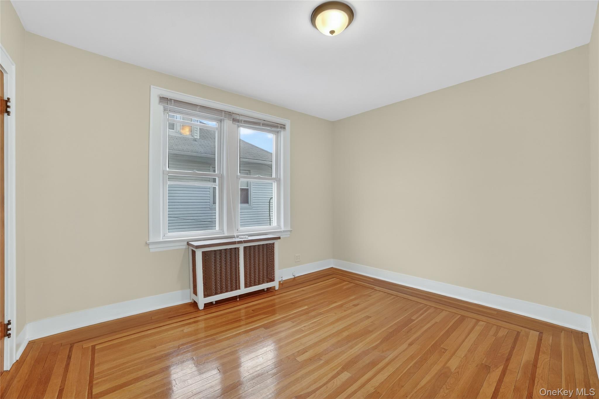 #11 photo, 47 Rossiter Avenue, Yonkers , NY 10701