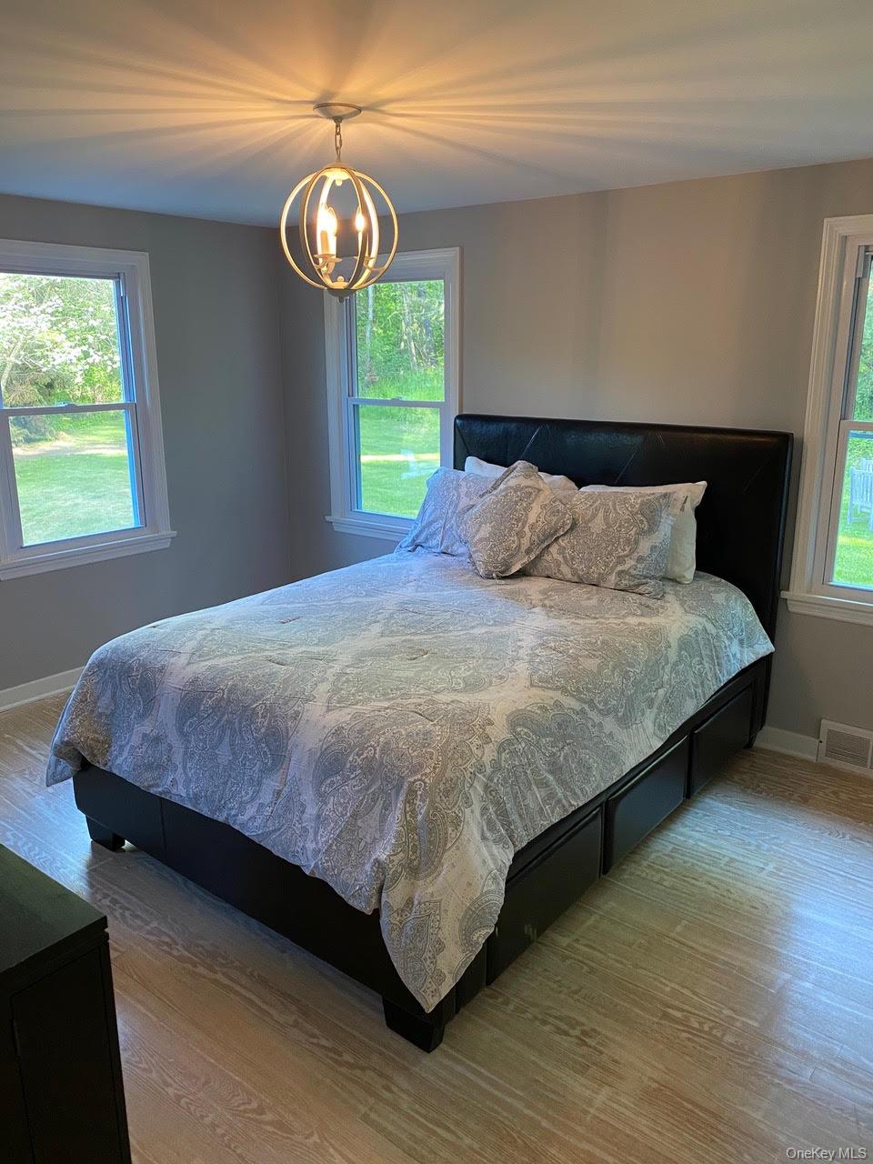 #16 photo, 1 Hennessey Lane, Poughkeepsie , NY 12603