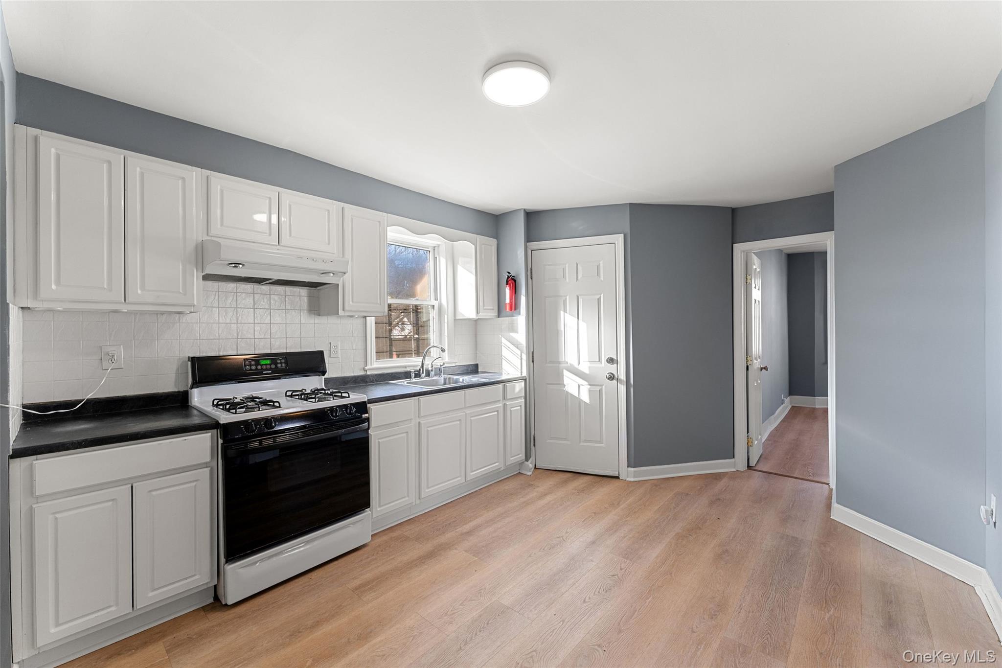 #2 photo, 234 Edwards Place, Yonkers , NY 10703